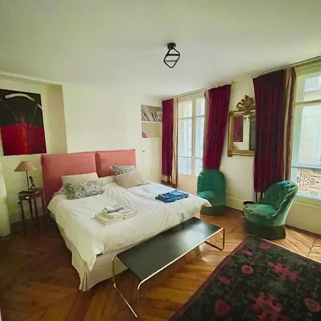 Apartment Luxury Center Loft Near Champs Elysees